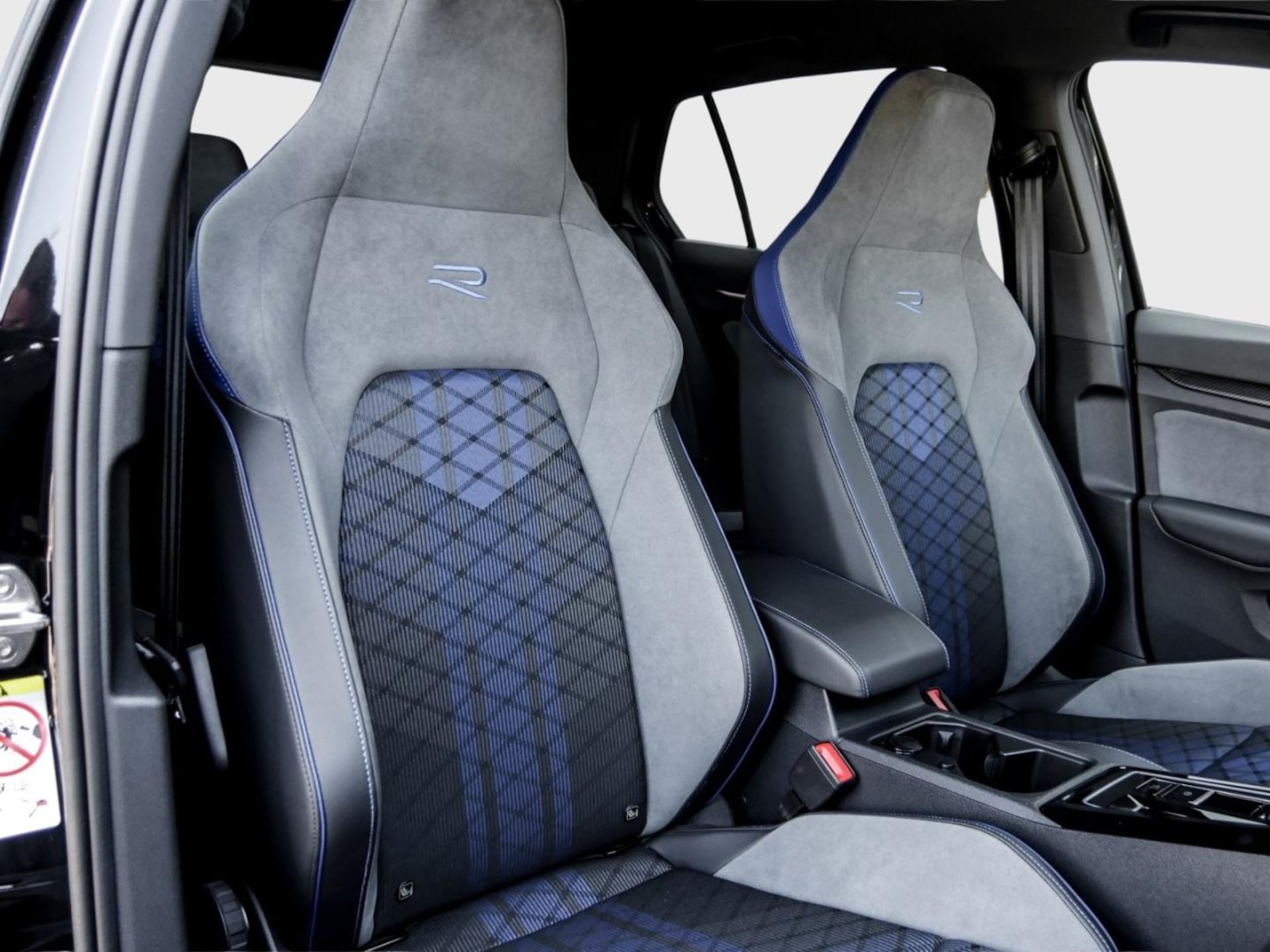 Volkswagen Golf R