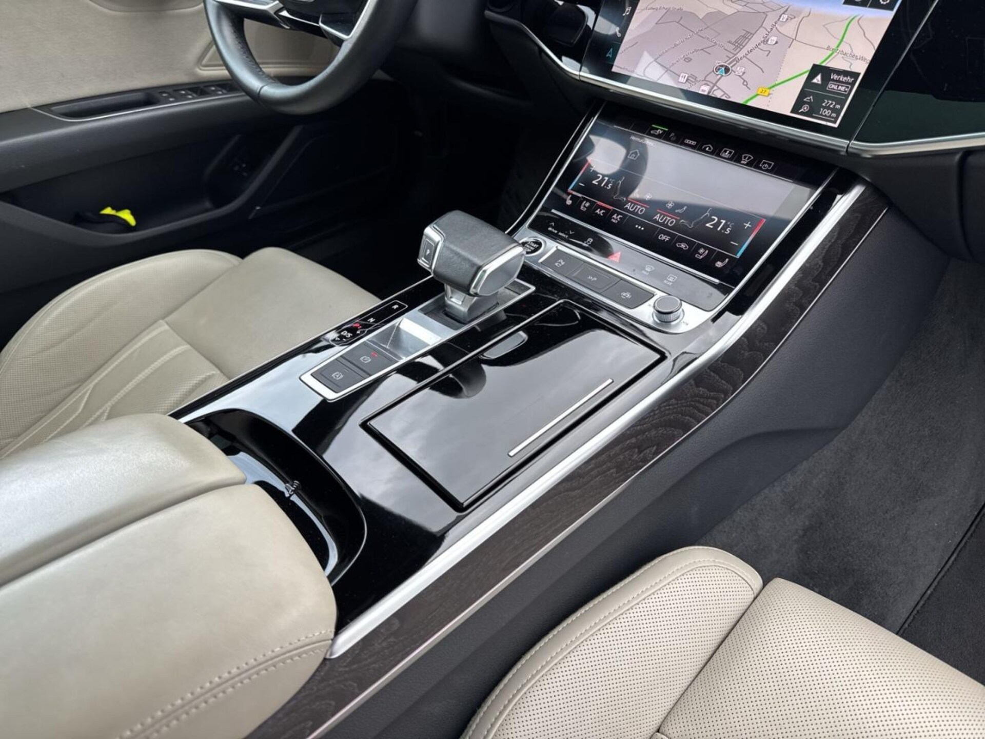 Audi A8 TFSI e