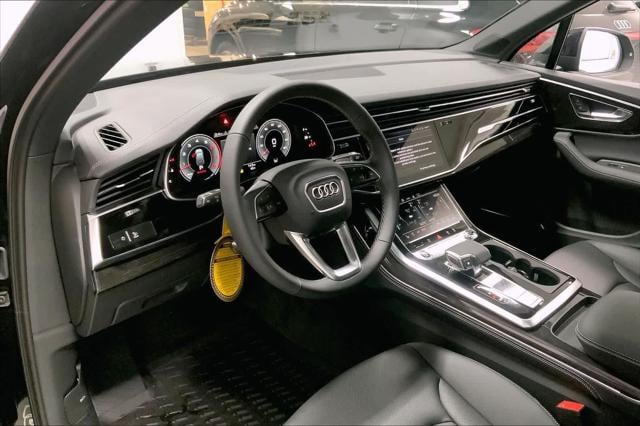 2026 Audi Q7 Premium Plus