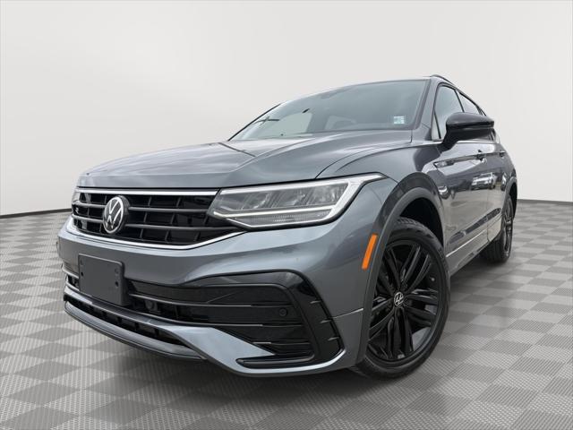 2022 Volkswagen Tiguan SE R-LINE BLACK