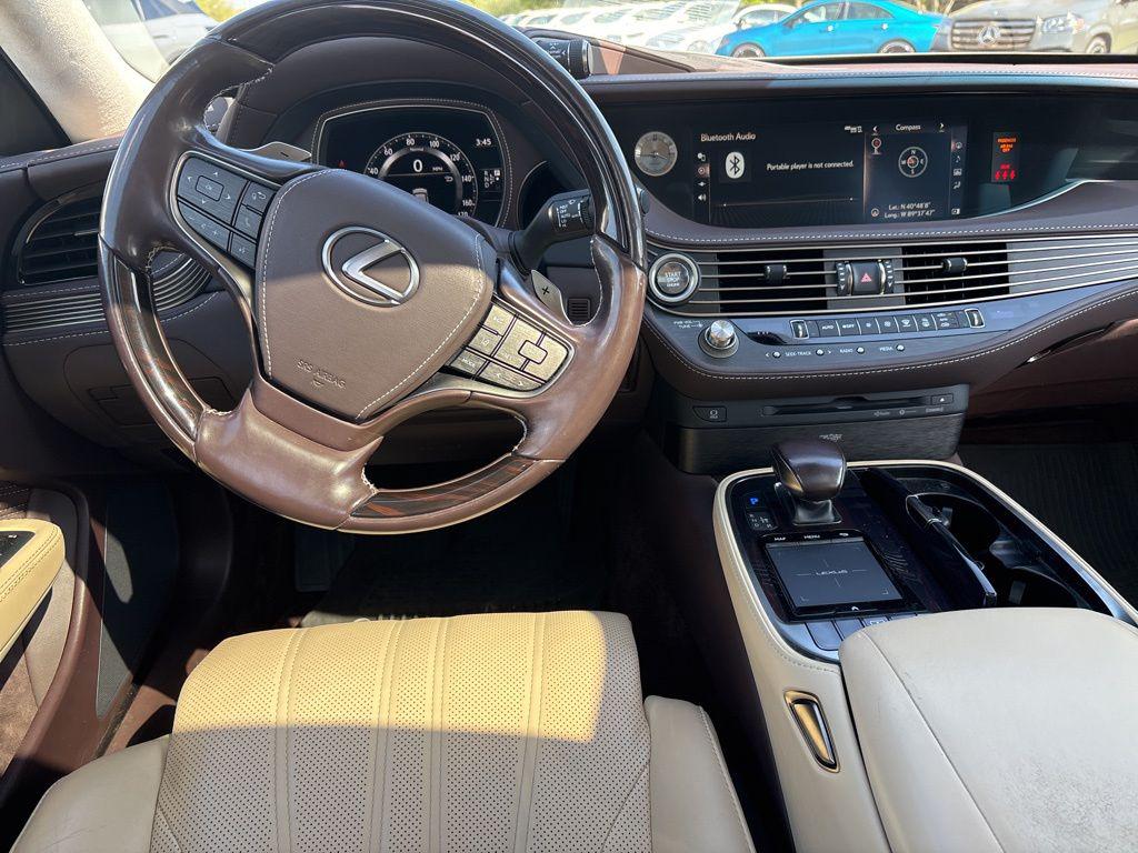 2019 Lexus LS Base - Photo 6