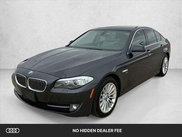 2012 BMW 5 Series 535i xDrive Sedan's photo