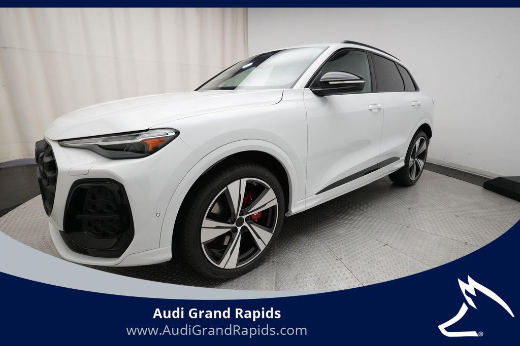 2026 Audi SQ5 Premium Plus quattro's photo