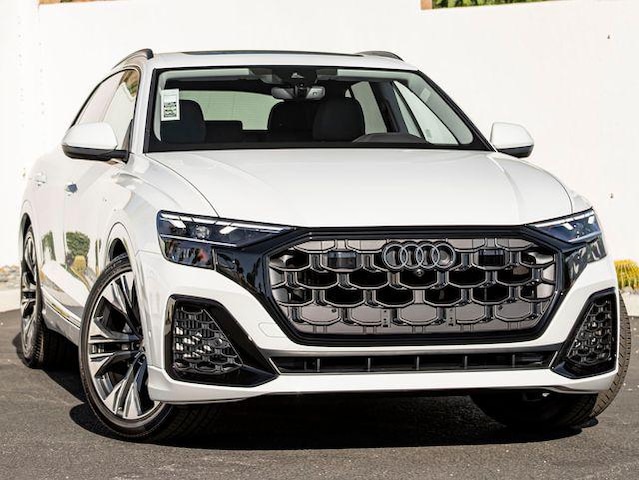 2026 Audi Q8