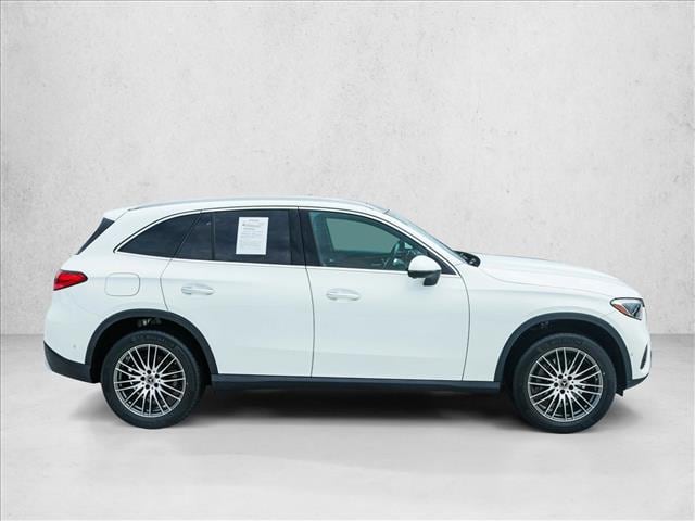 2023 Mercedes-Benz GLC 300