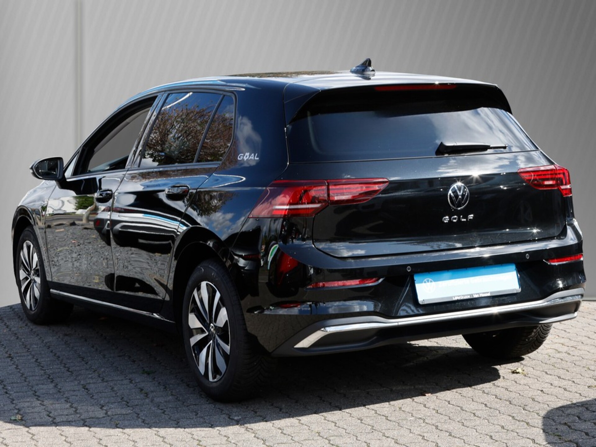 Volkswagen Golf Life