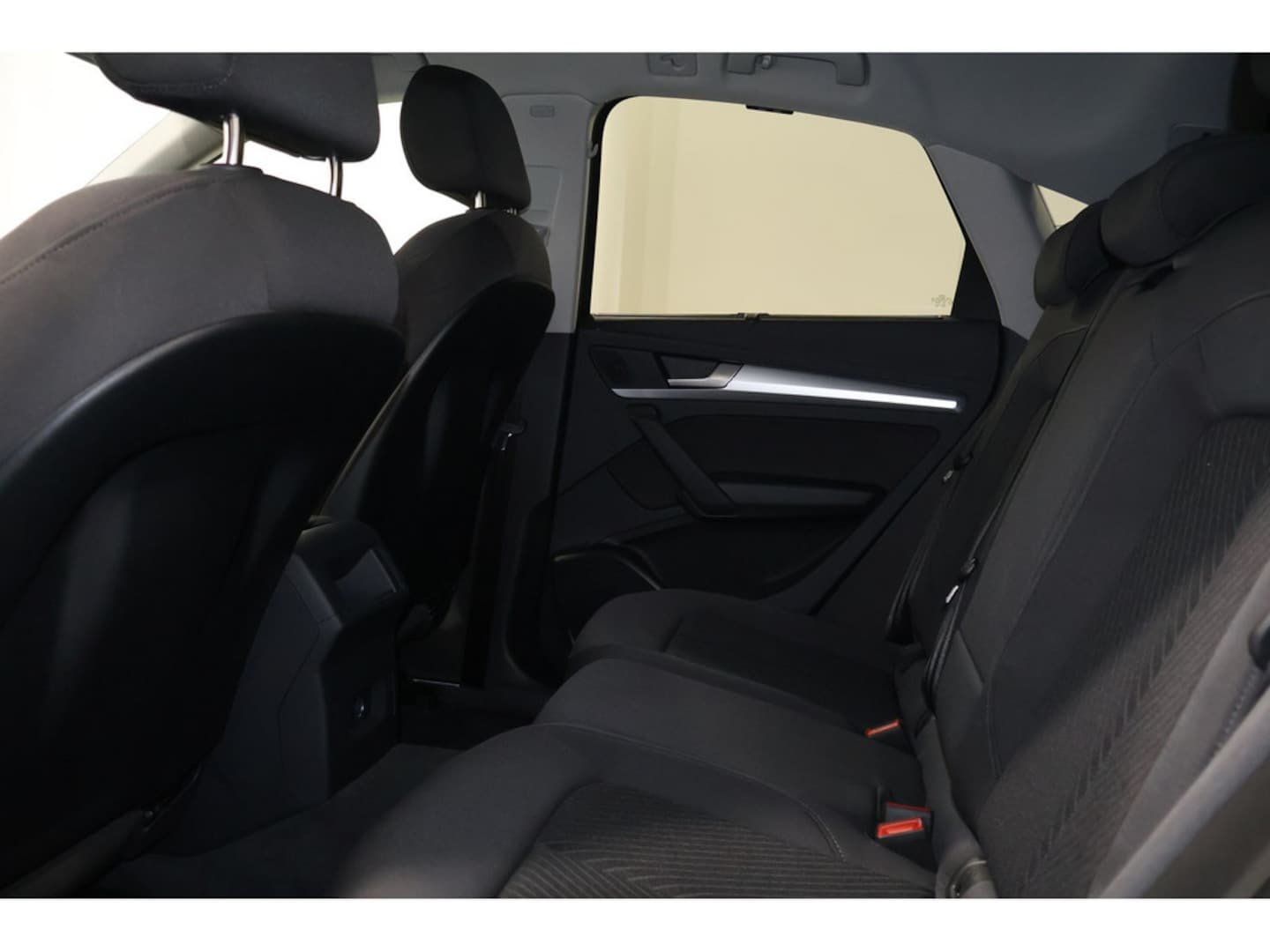 Bild über Audi Q5 Sportback 40 TDI quattro S tronic - für weitere Informationen kontaktieren Sie den Audi Partner