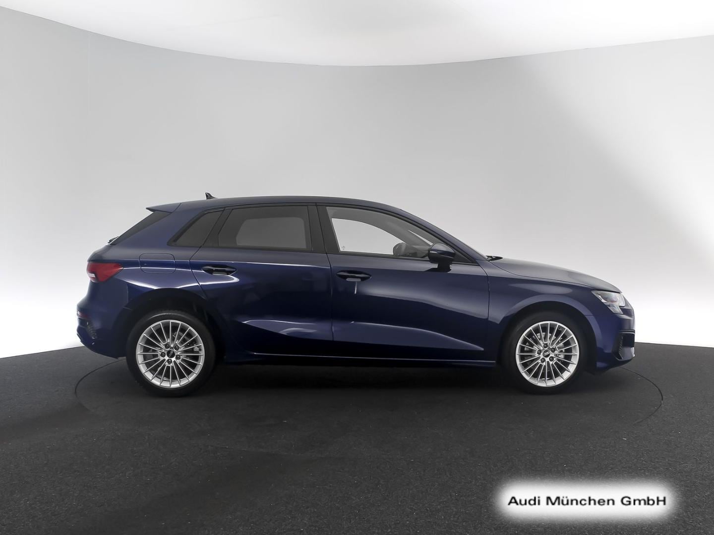 Bild über Audi A3 Sportback advanced 30 TFSI S tronic - für weitere Informationen kontaktieren Sie den Audi Partner