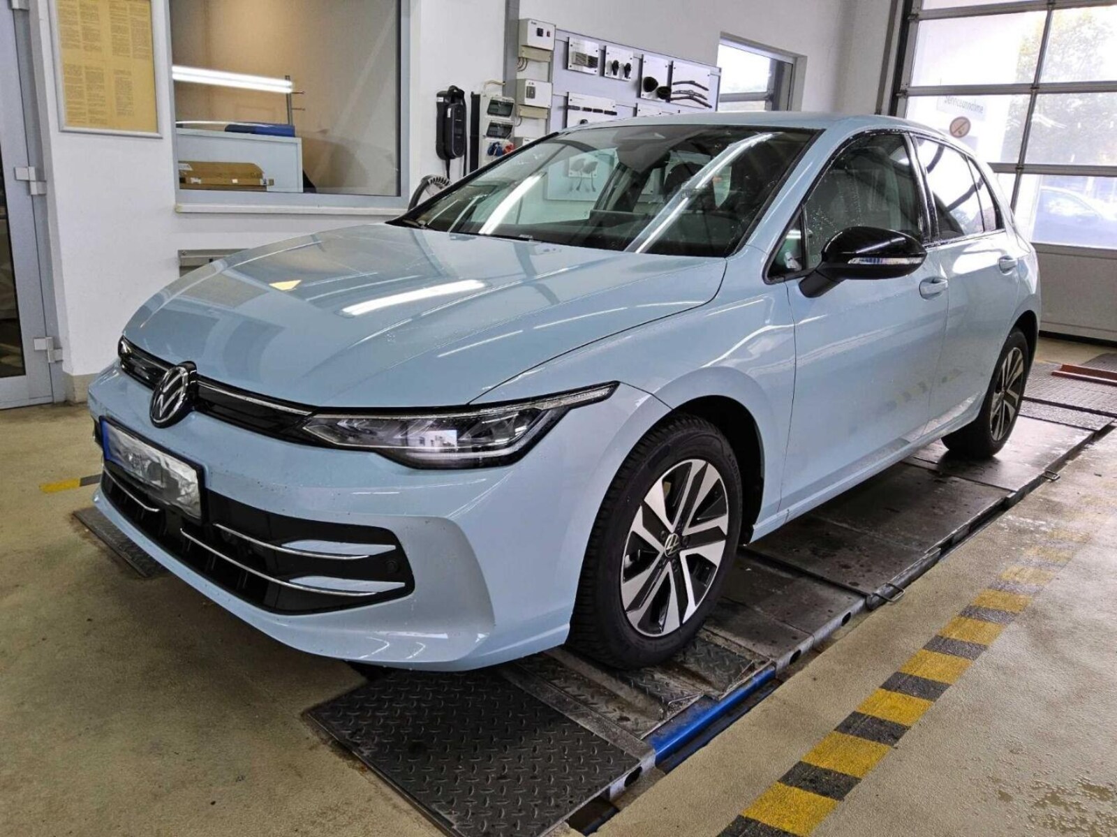 Volkswagen Golf – Bild 2