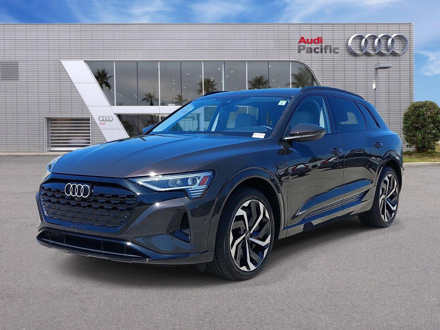 2024 Audi Q8 e-tron