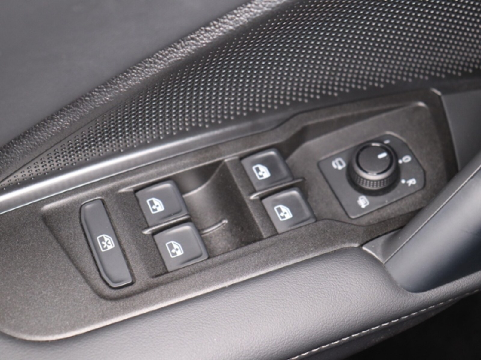Volkswagen Tiguan – Bild 9