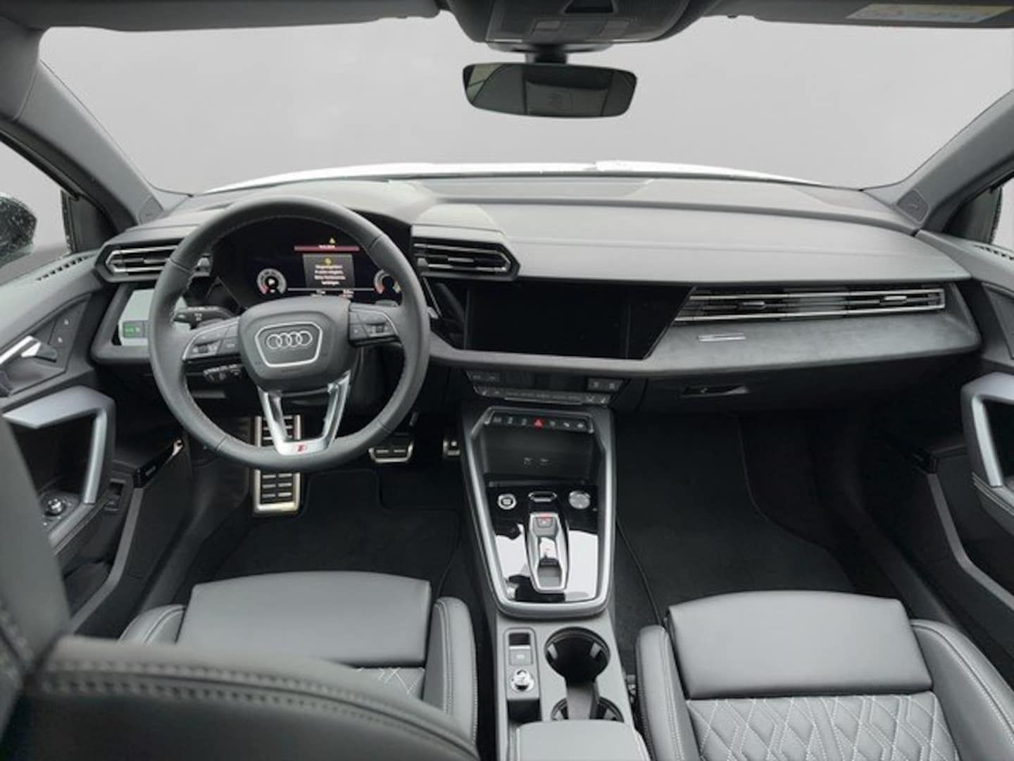 Bild über Audi A3 allstreet 35 TDI S tronic - für weitere Informationen kontaktieren Sie den Audi Partner