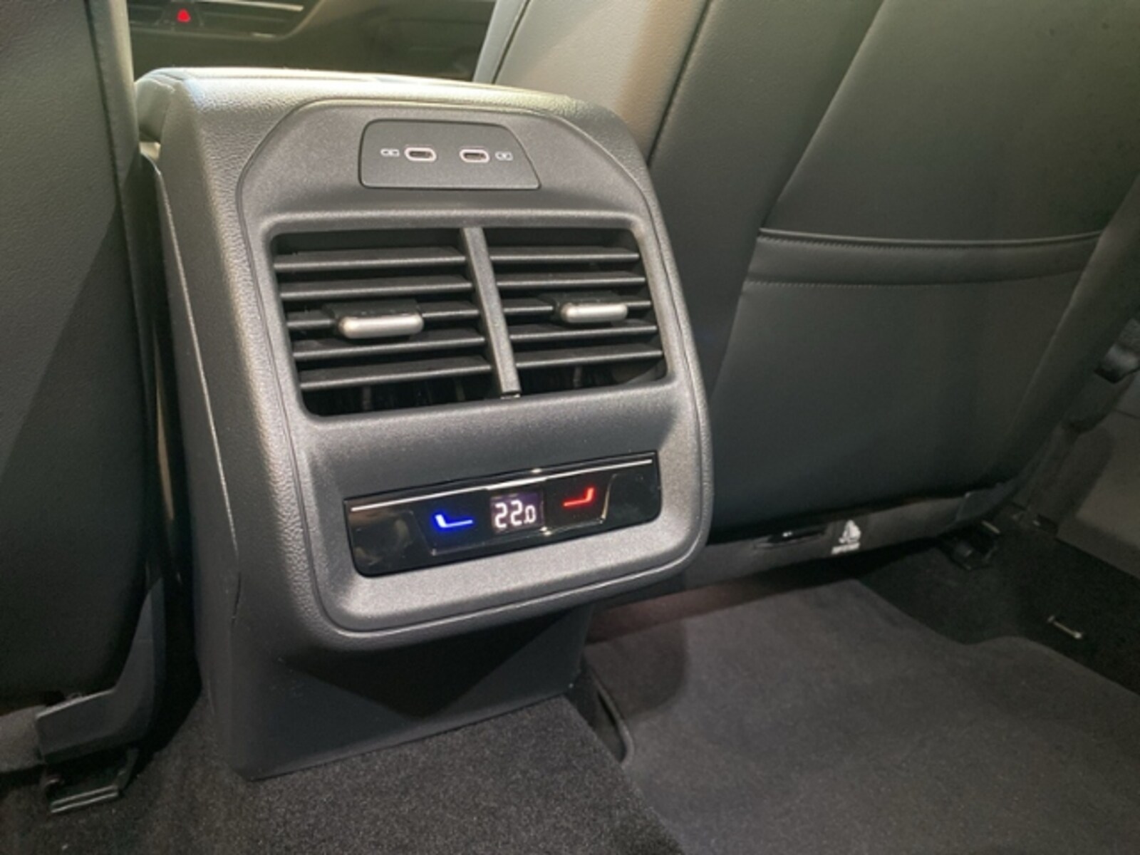 Volkswagen Passat – Bild 21