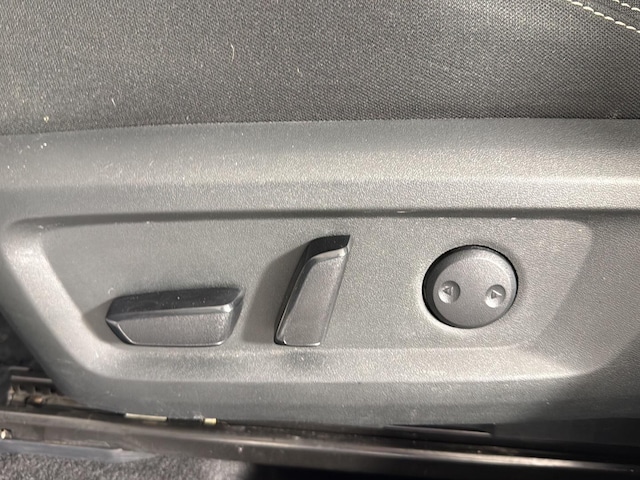 2021 Nissan Rogue SV - Photo 13