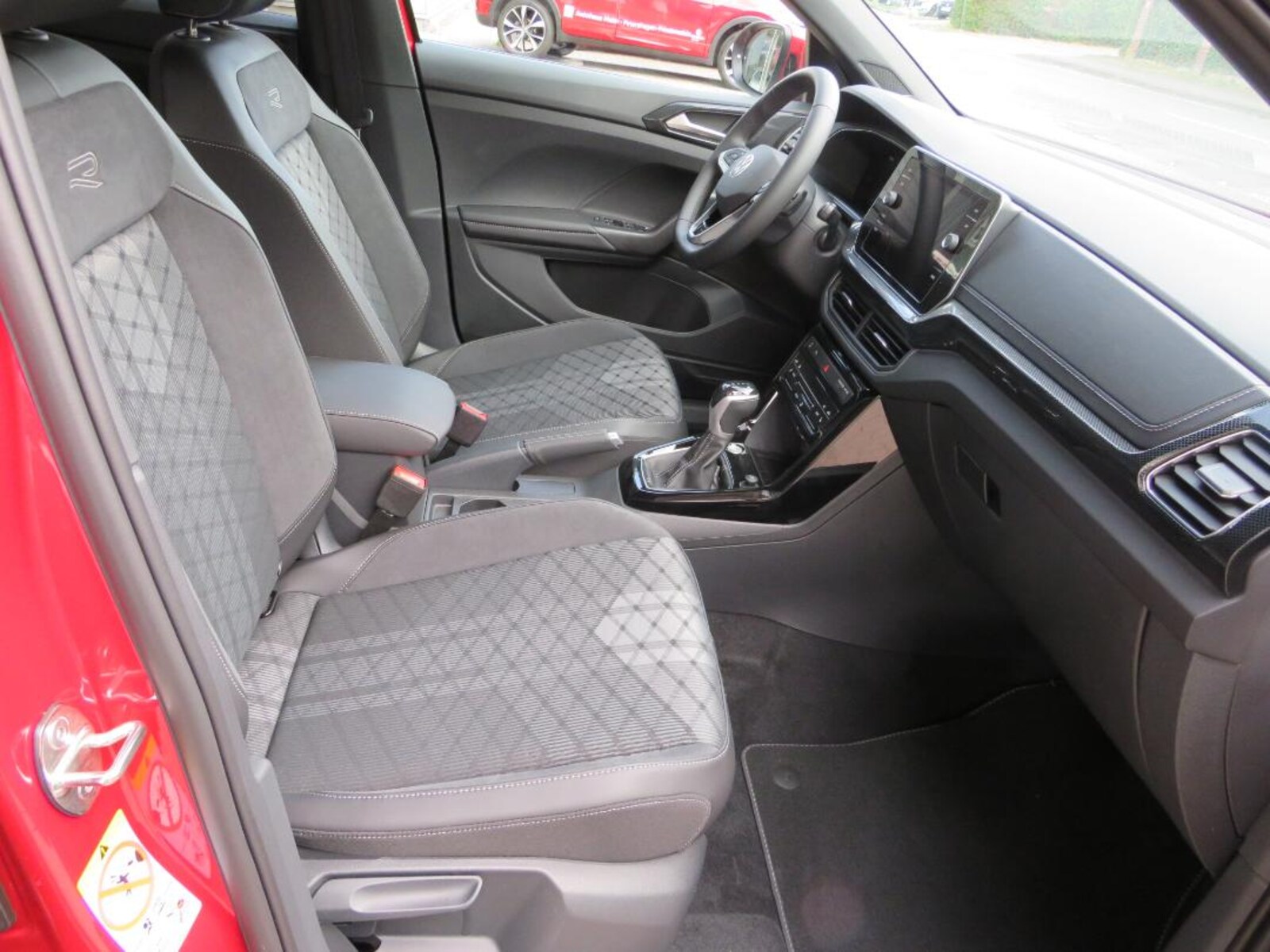 Volkswagen T-Cross – Bild 9