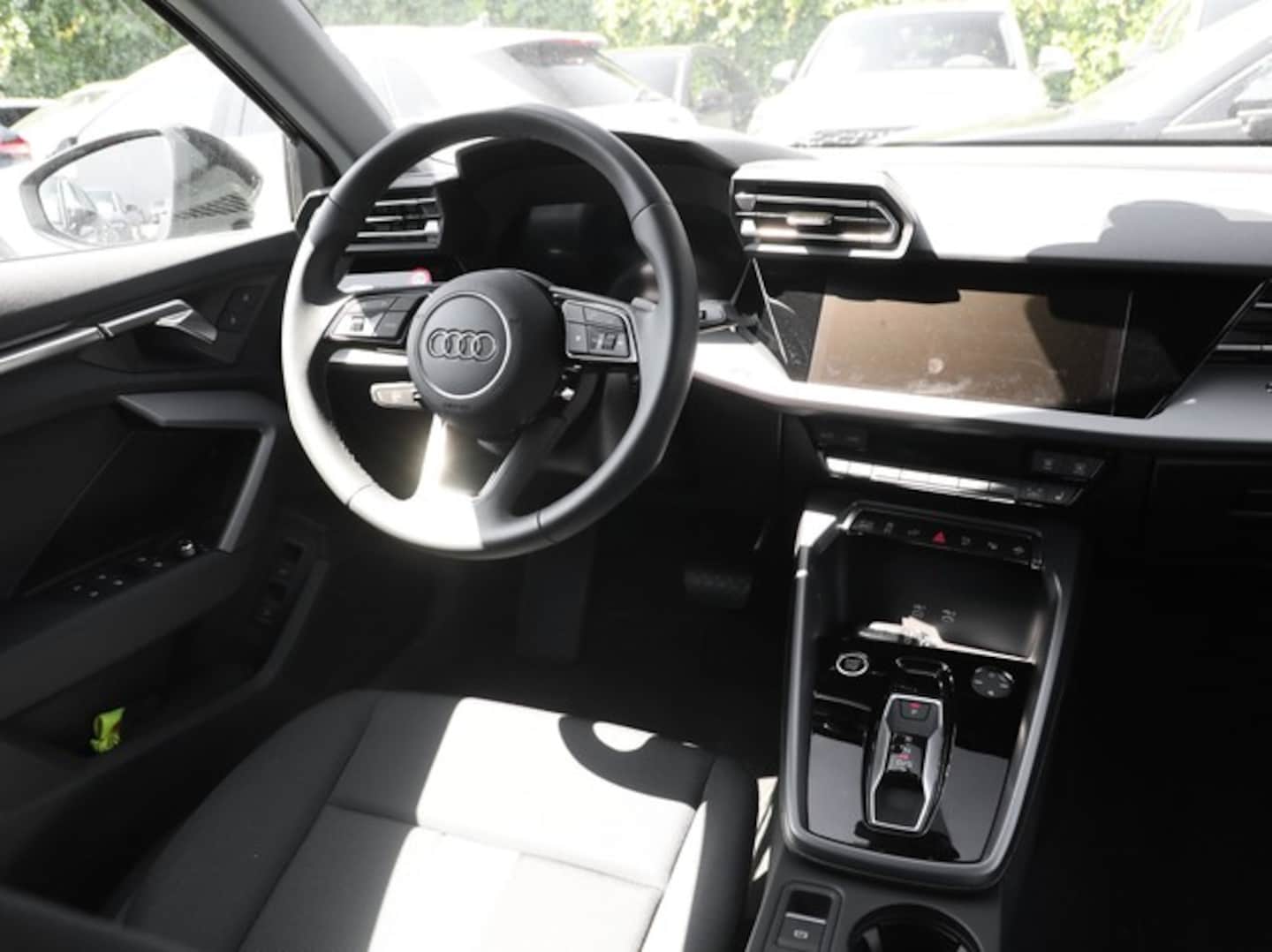 Bild über Audi A3 allstreet TFSI e 40 TFSI e S tronic - für weitere Informationen kontaktieren Sie den Audi Partner