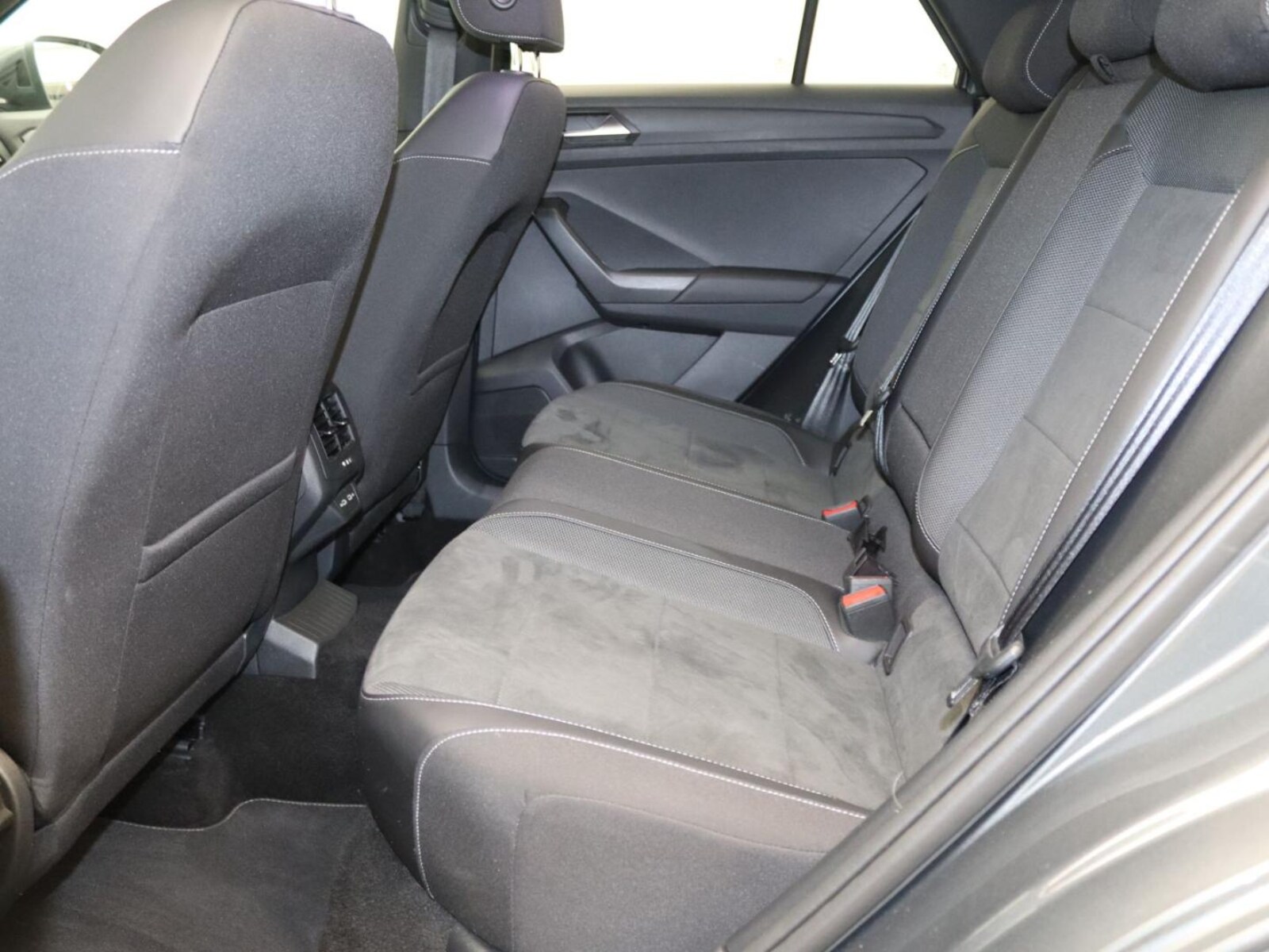 Volkswagen T-Roc – Bild 13
