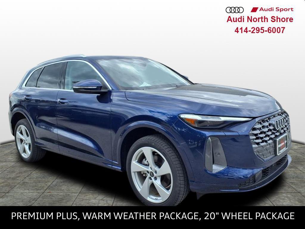 2025 Audi Q5 40 Premium Plus's photo