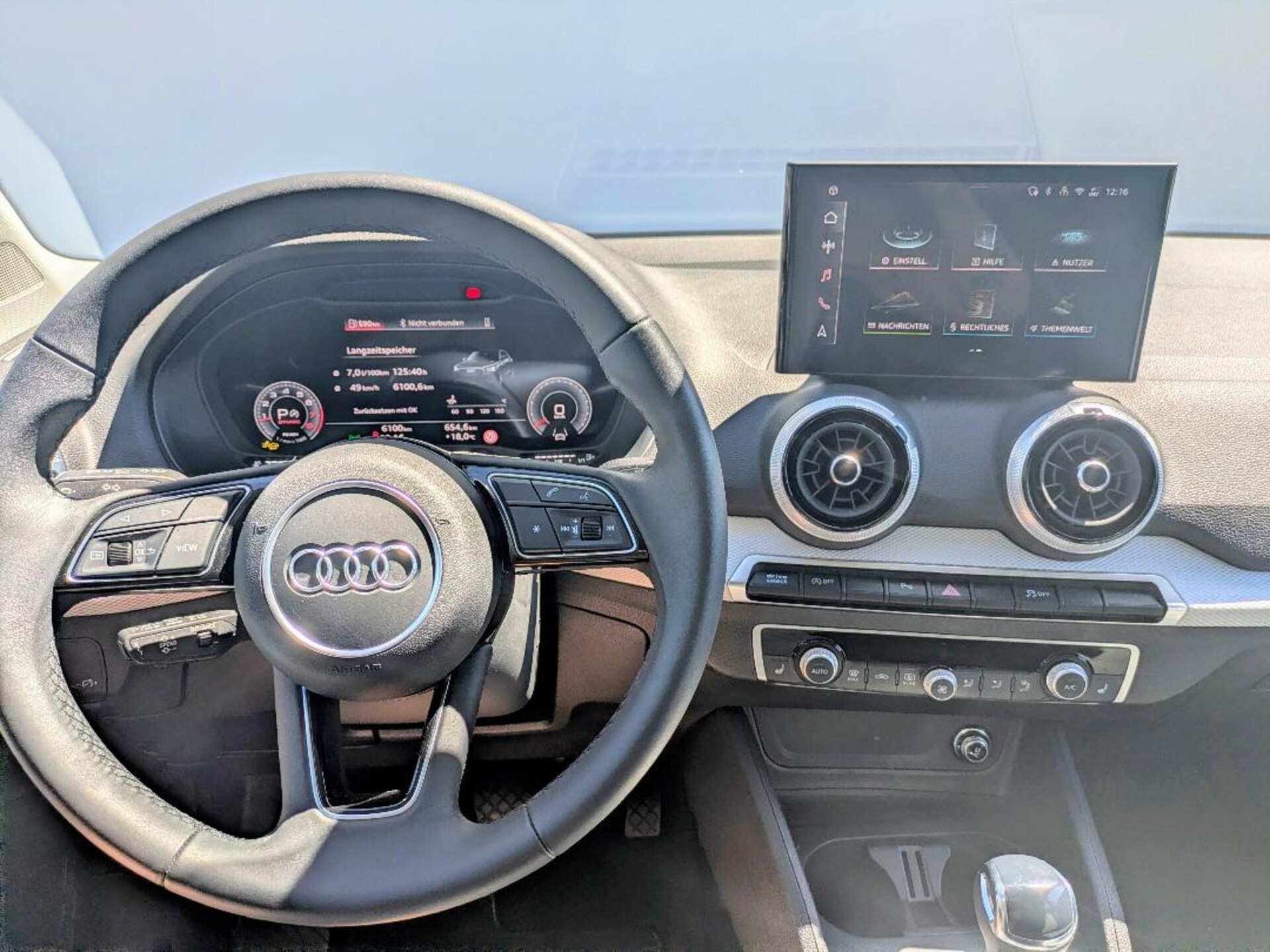Audi Q2 S line