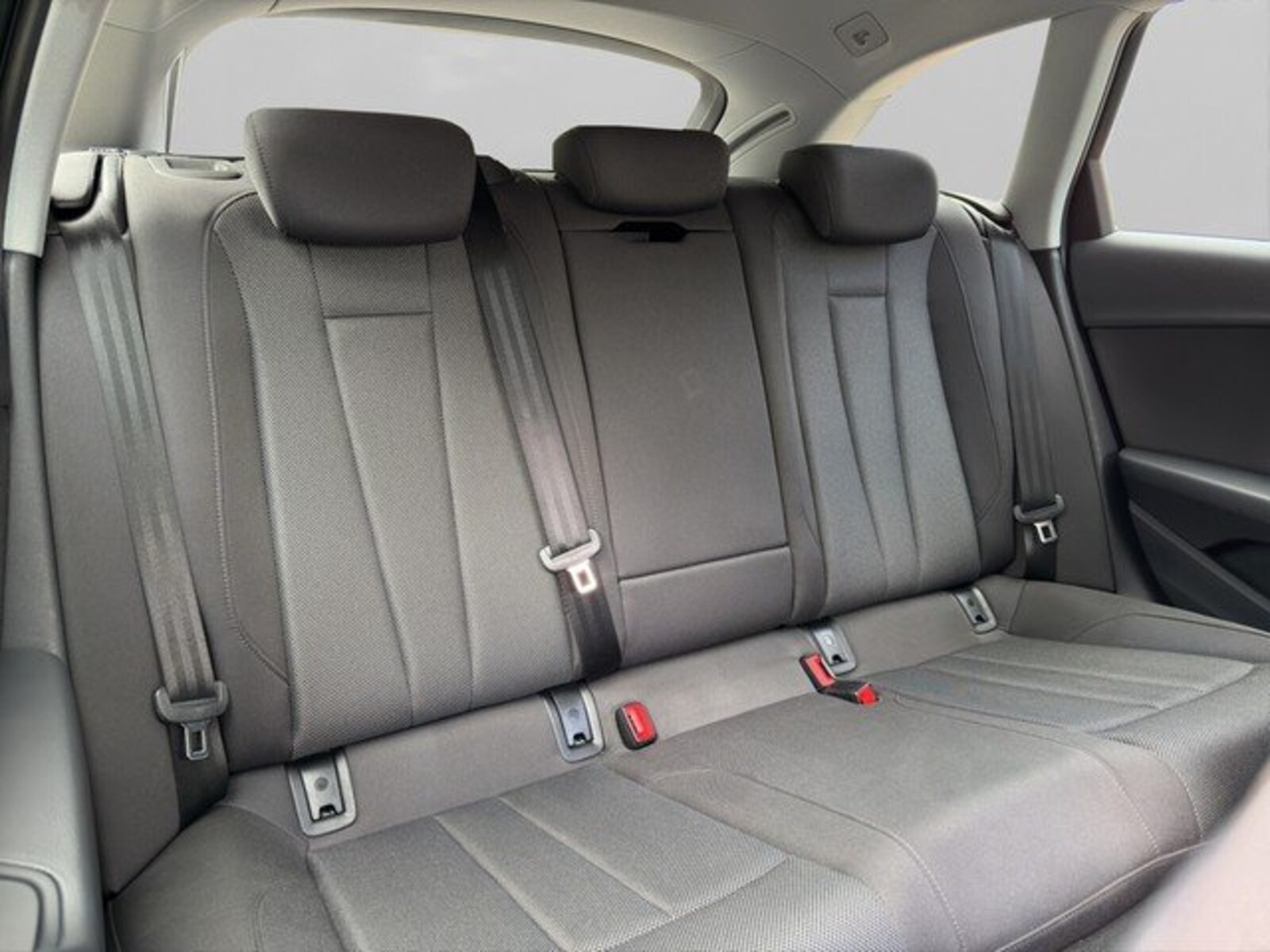 Audi A4 Avant – Bild 8