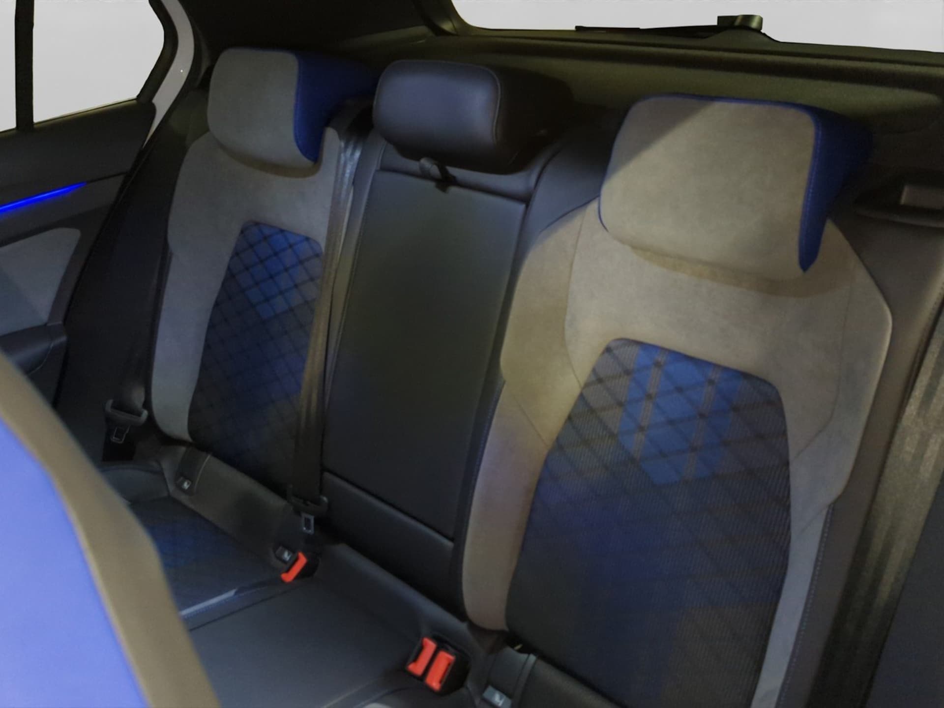 Volkswagen Golf R