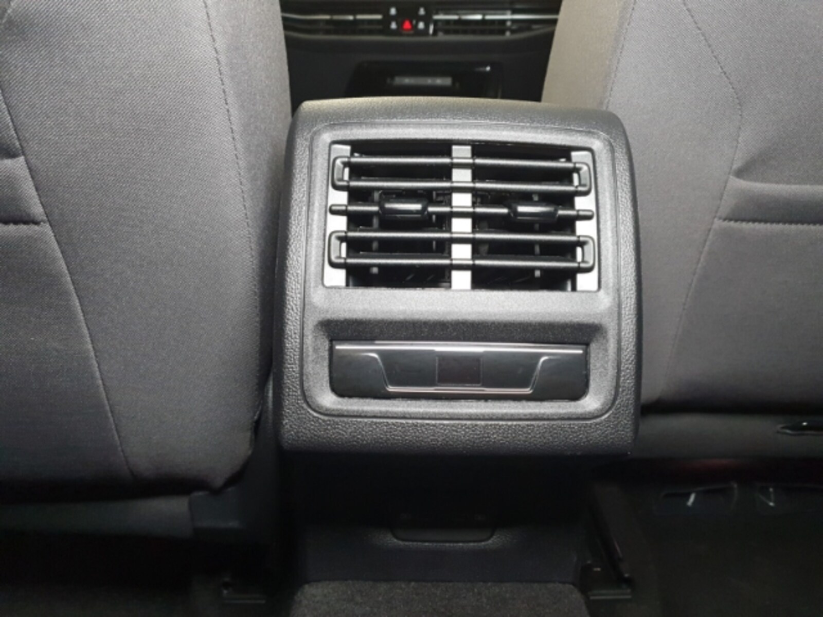 Volkswagen Golf Variant – Bild 12