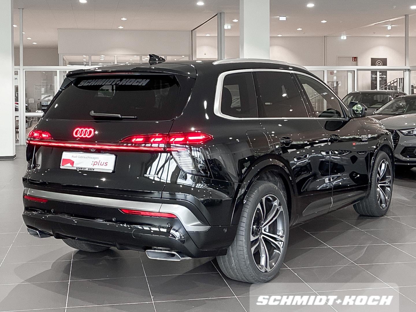 Bild über Audi Q7 SUV TDI quattro 220 kW tiptronic - für weitere Informationen kontaktieren Sie den Audi Partner