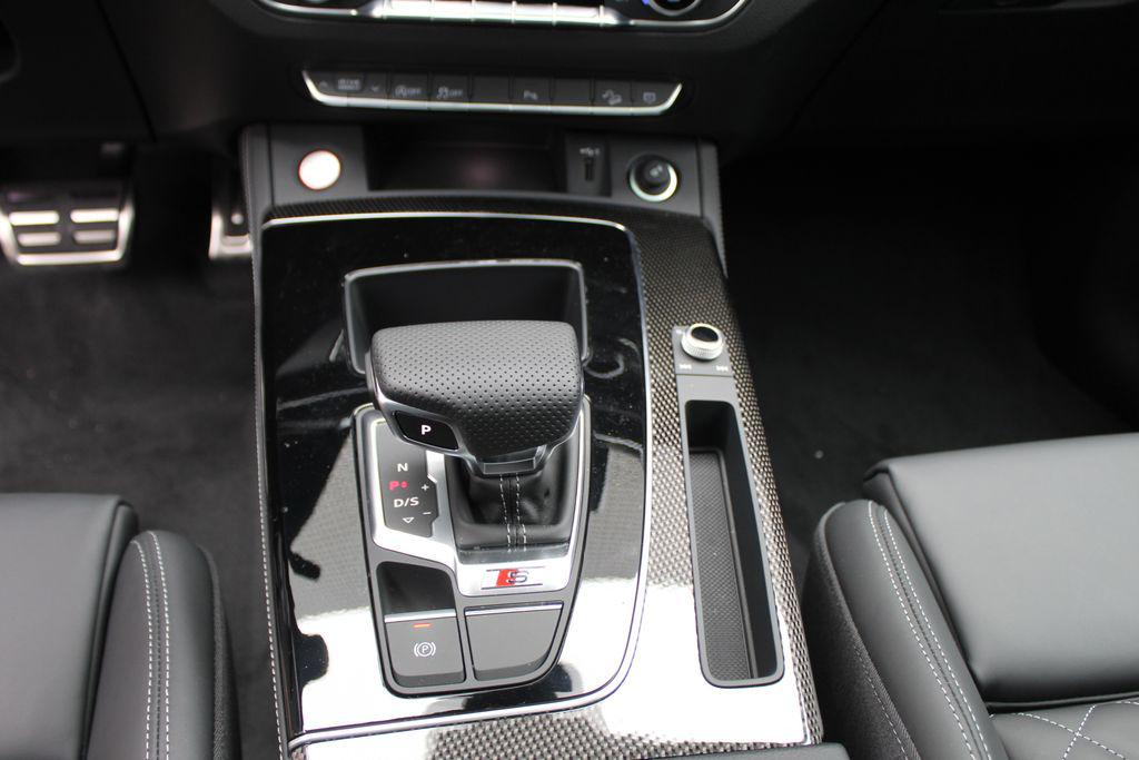 2025 Audi SQ5 Premium Plus - Photo 11