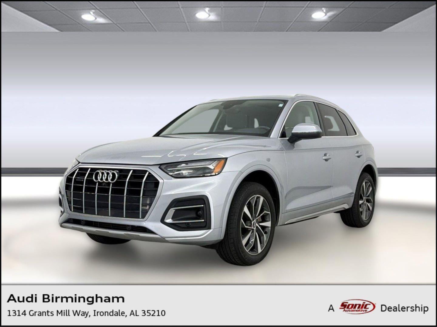 2021 Audi Q5 45 Premium Plus's photo