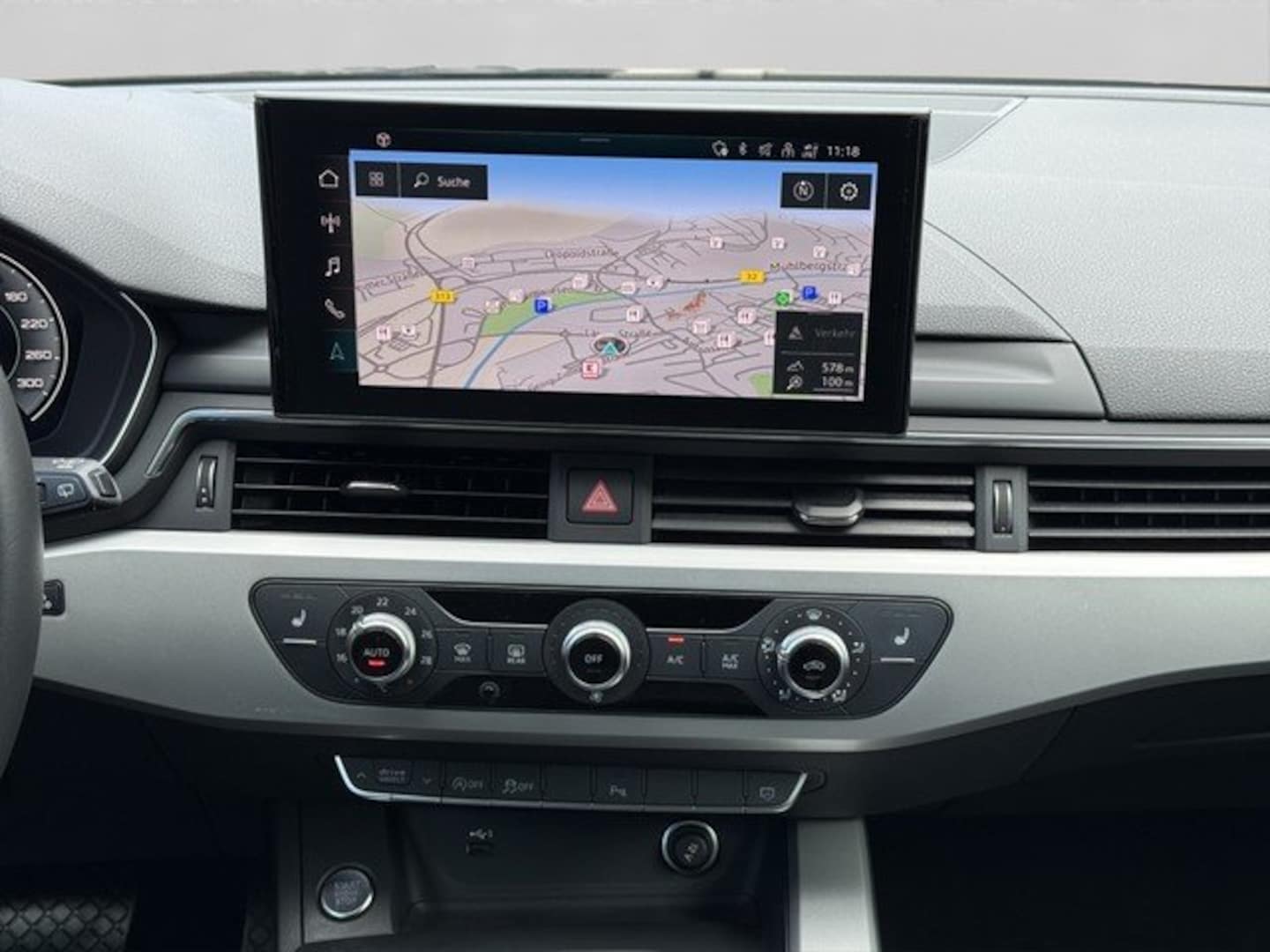 Bild über Audi A4 Avant 40 TFSI S tronic - für weitere Informationen kontaktieren Sie den Audi Partner