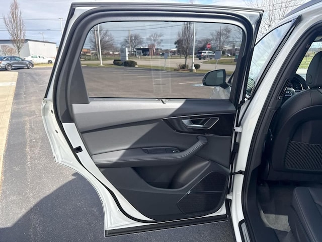 2026 Audi Q7 Premium Plus - Photo 16