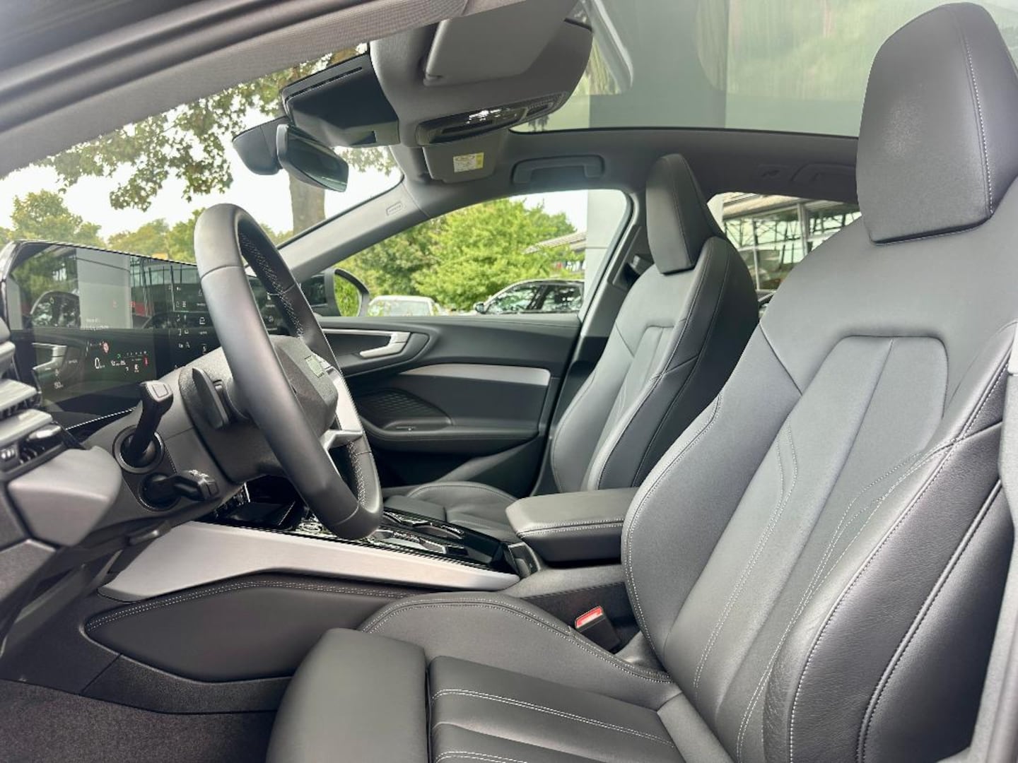 Bild über Audi A5 Avant TDI quattro 150 kW S tronic - für weitere Informationen kontaktieren Sie den Audi Partner