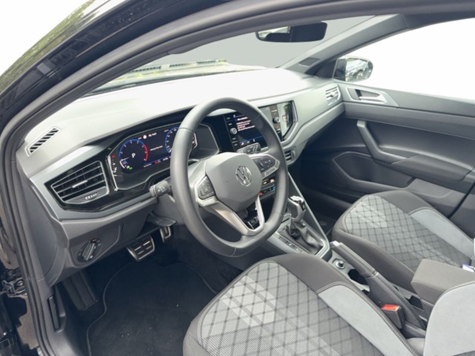 Volkswagen Polo – Bild 8