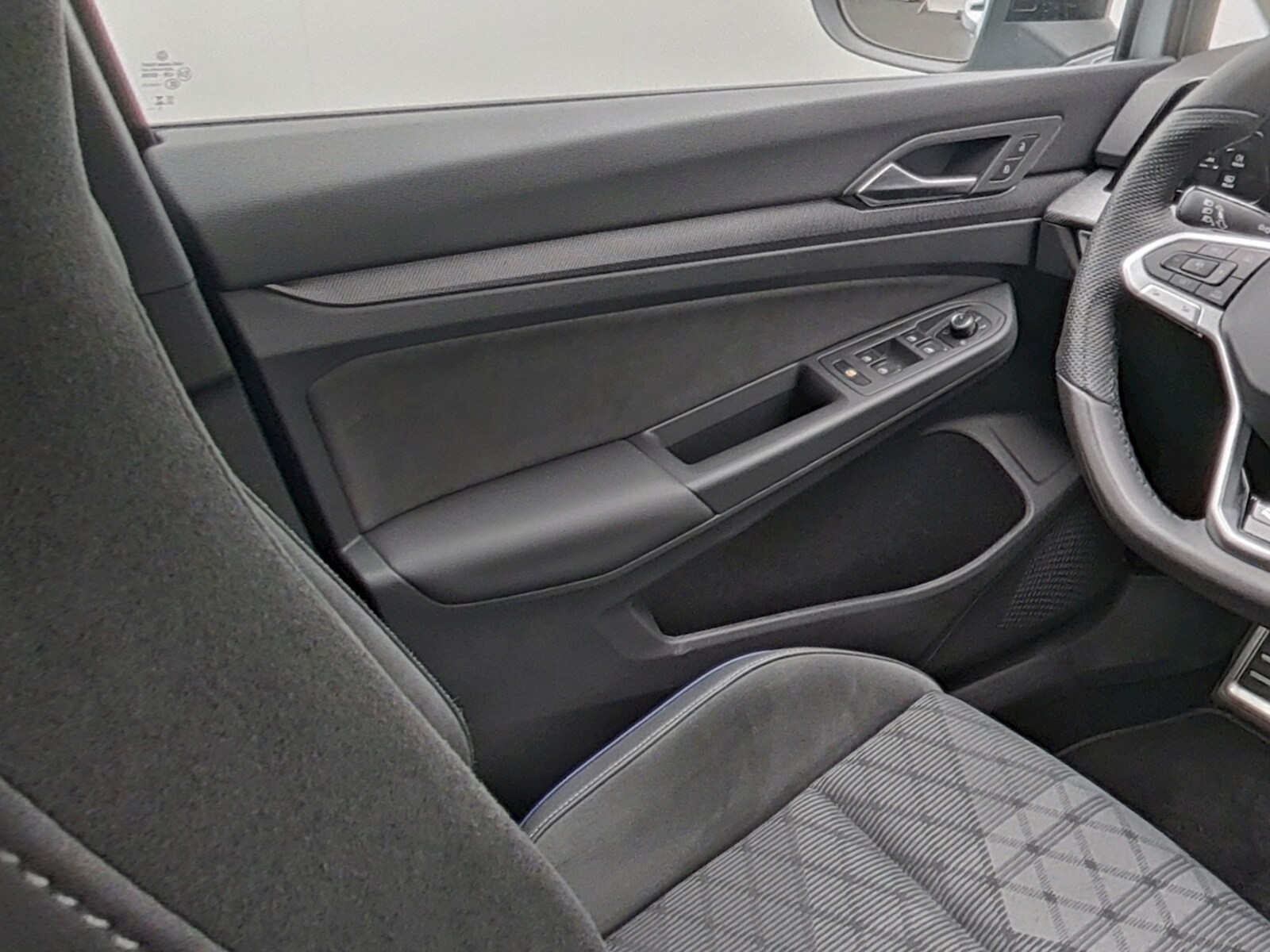 Volkswagen Golf Variant – Bild 13