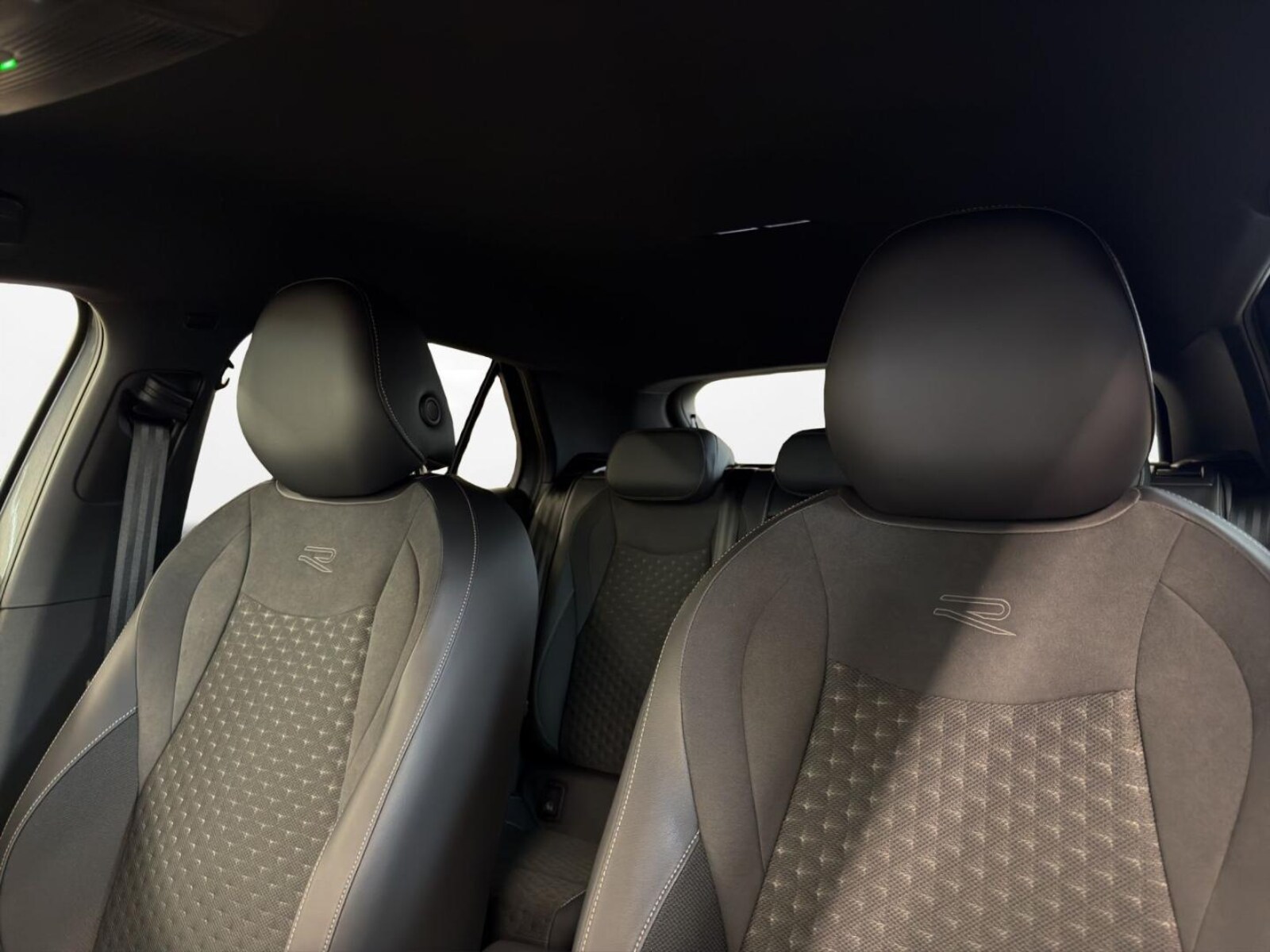 Volkswagen T-Roc – Bild 9