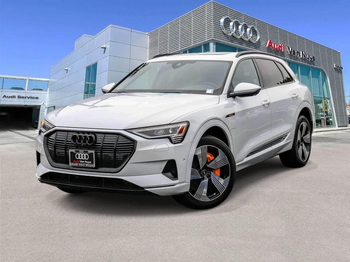 2023 Audi e-tron 95 kWh Premium Plus quattro's photo