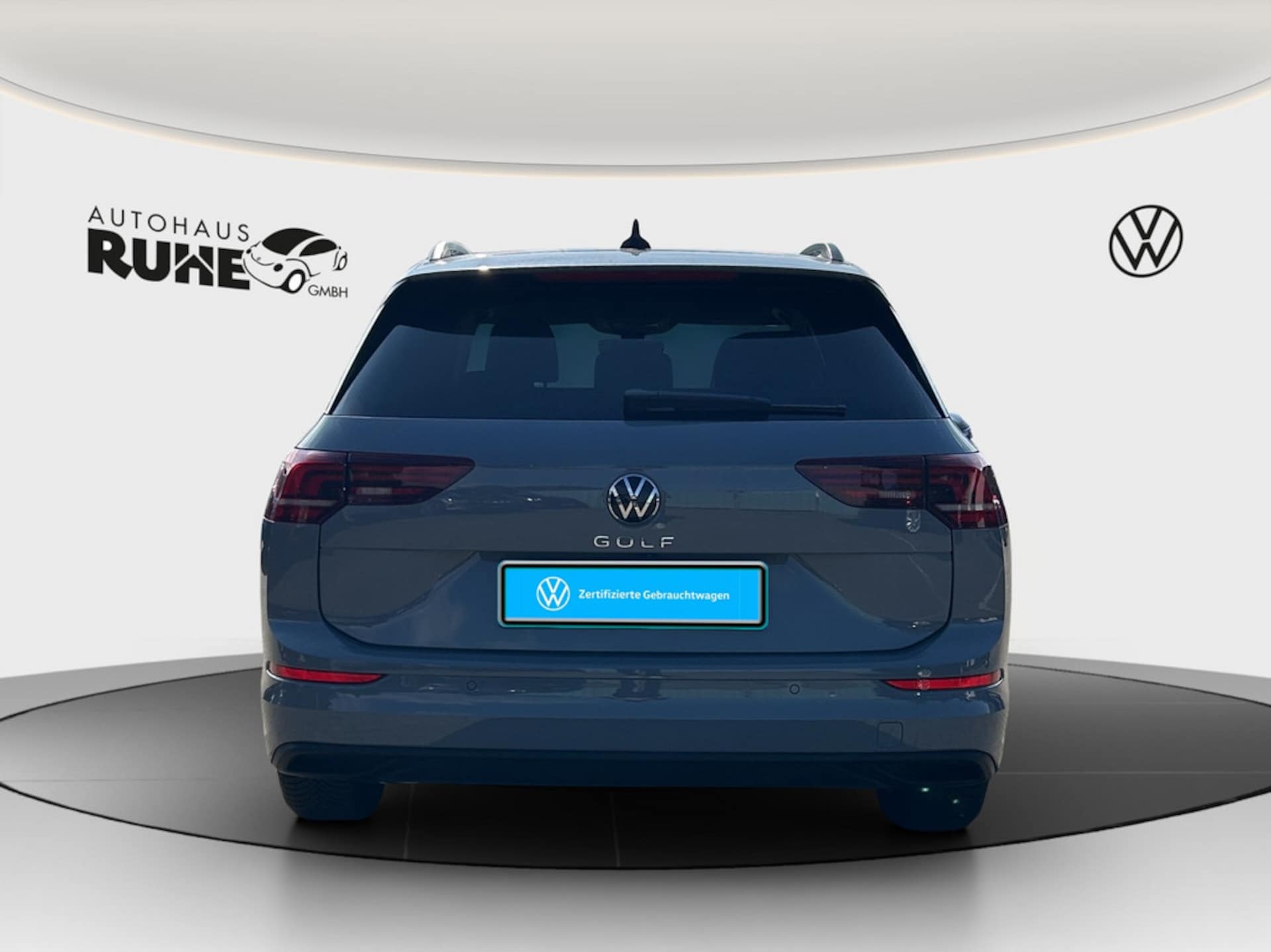 Volkswagen Golf Variant Life