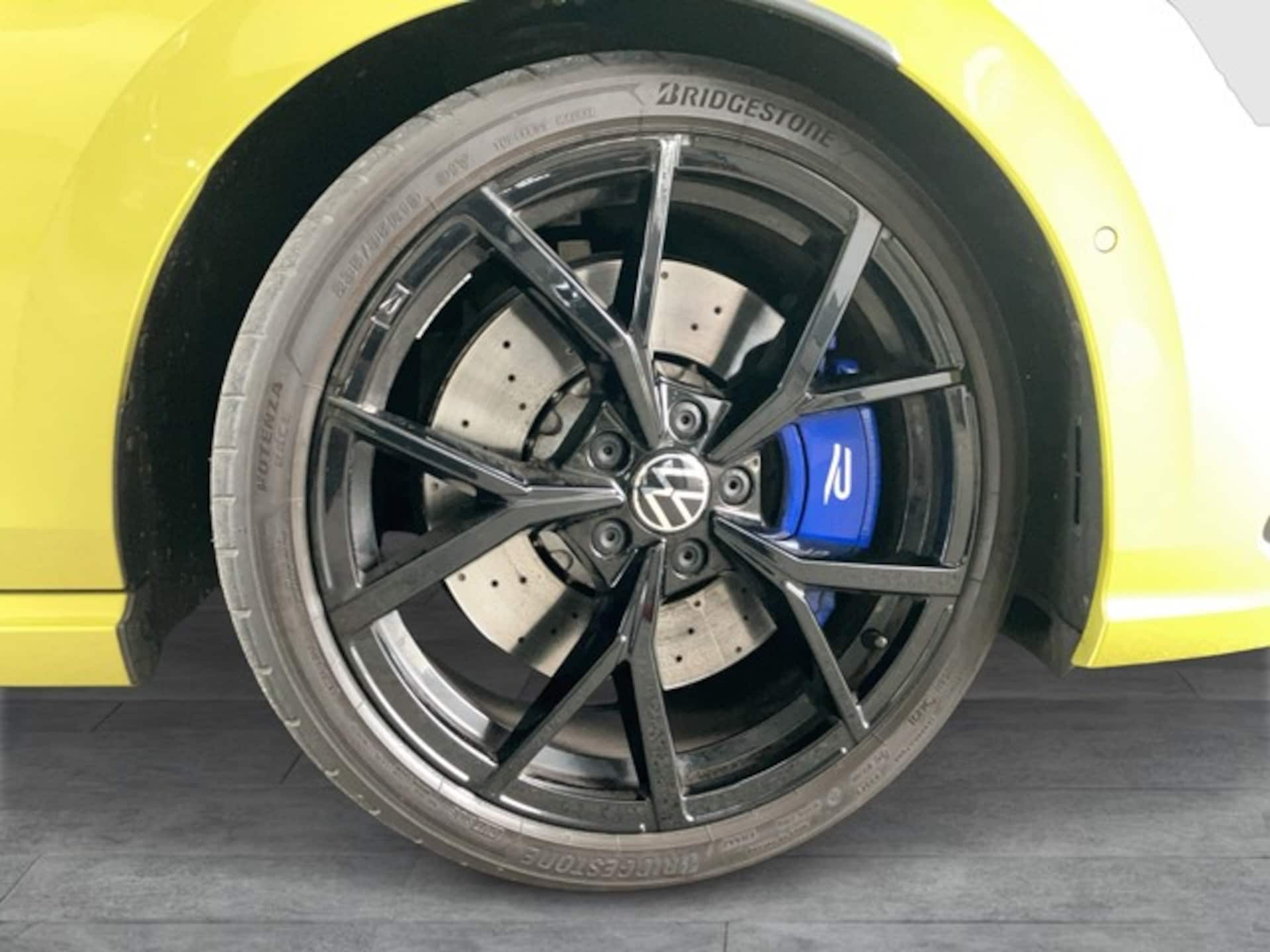 Volkswagen Golf R