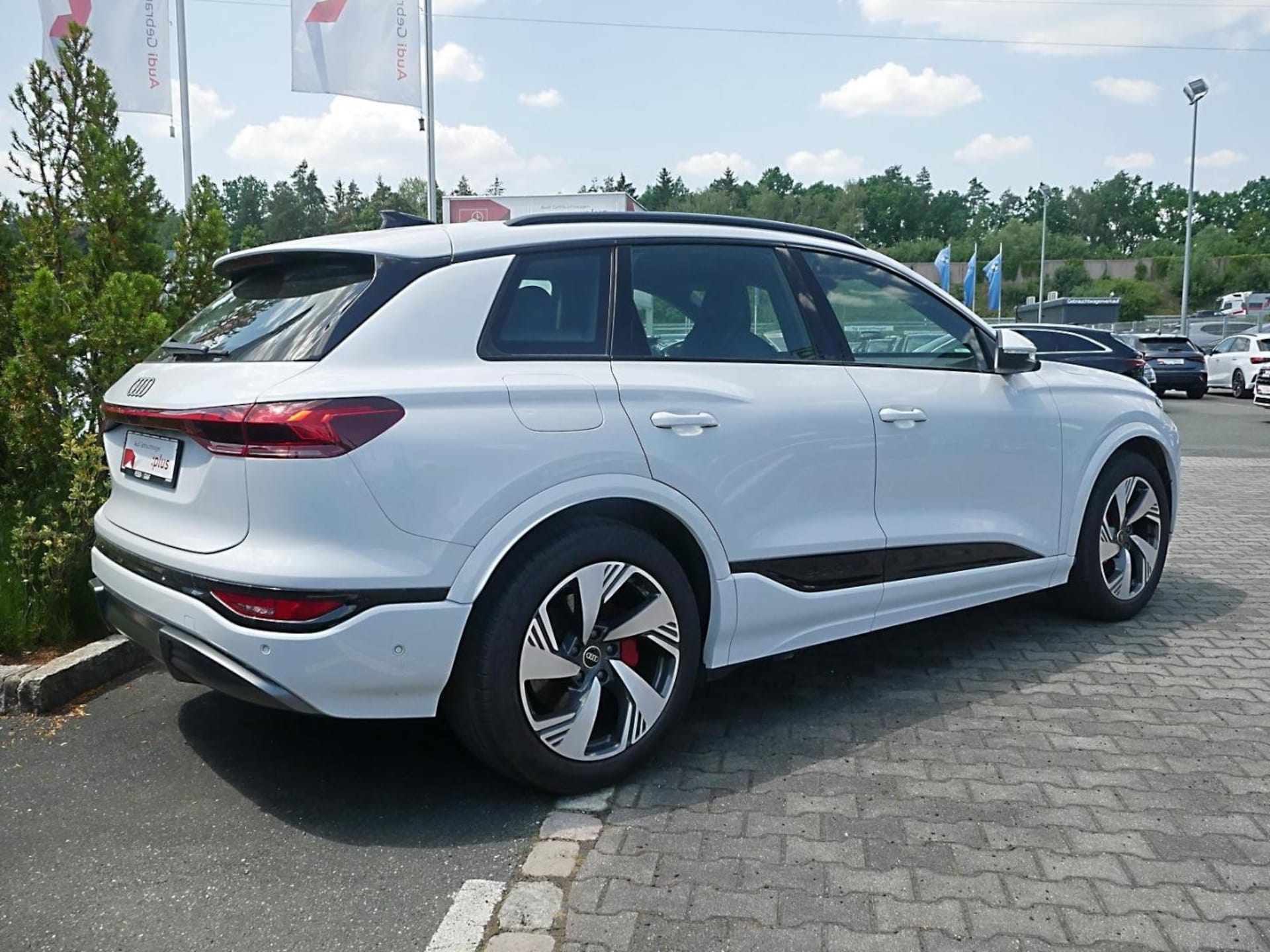 Audi Q6 SUV e-tron