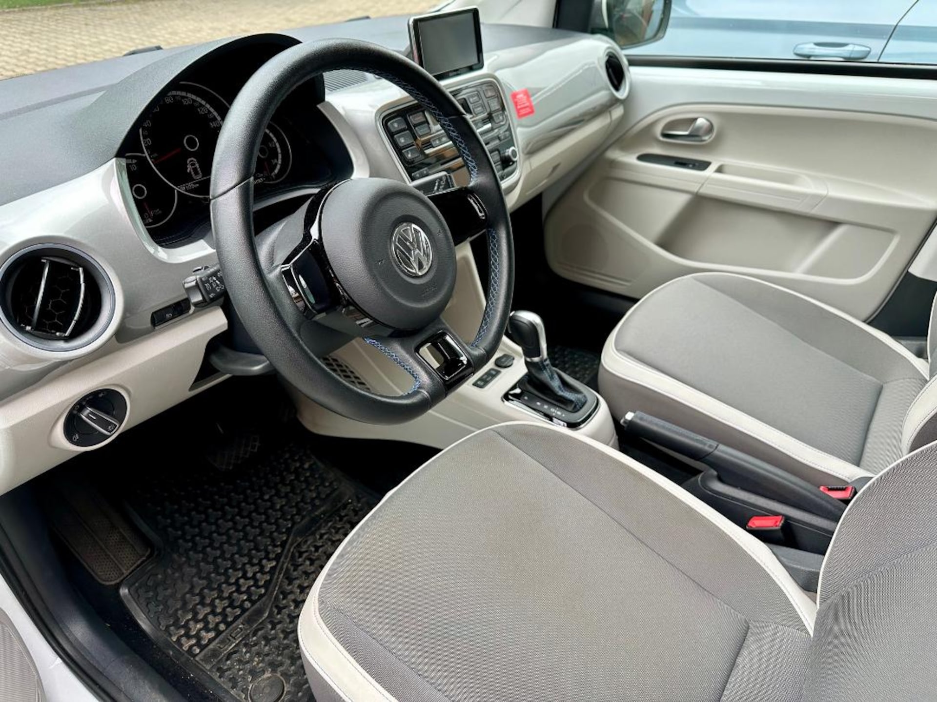 Volkswagen e-up!