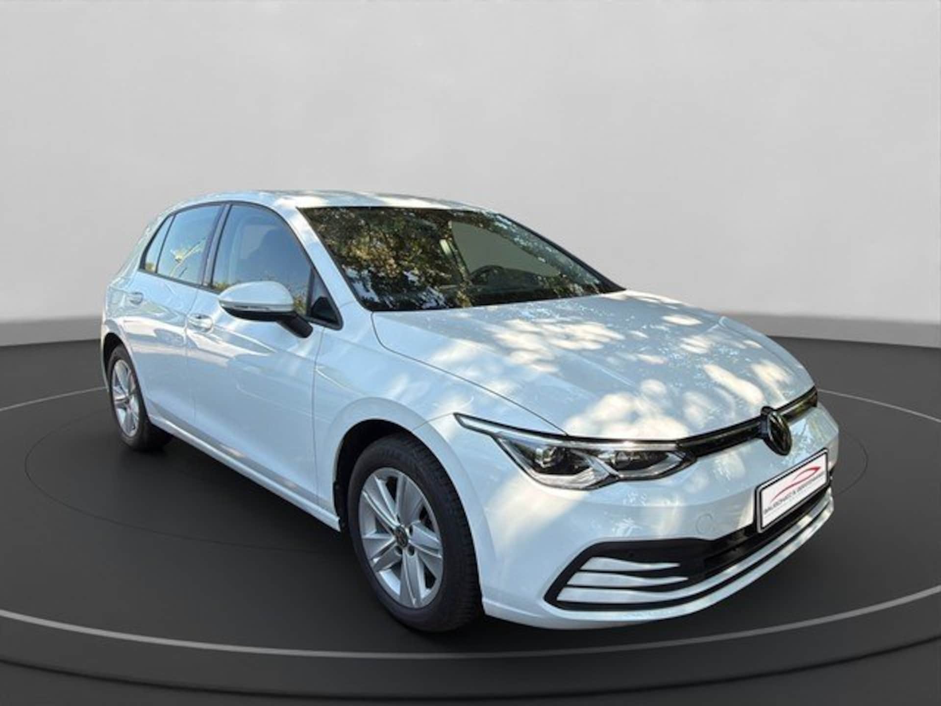 Volkswagen Golf Life