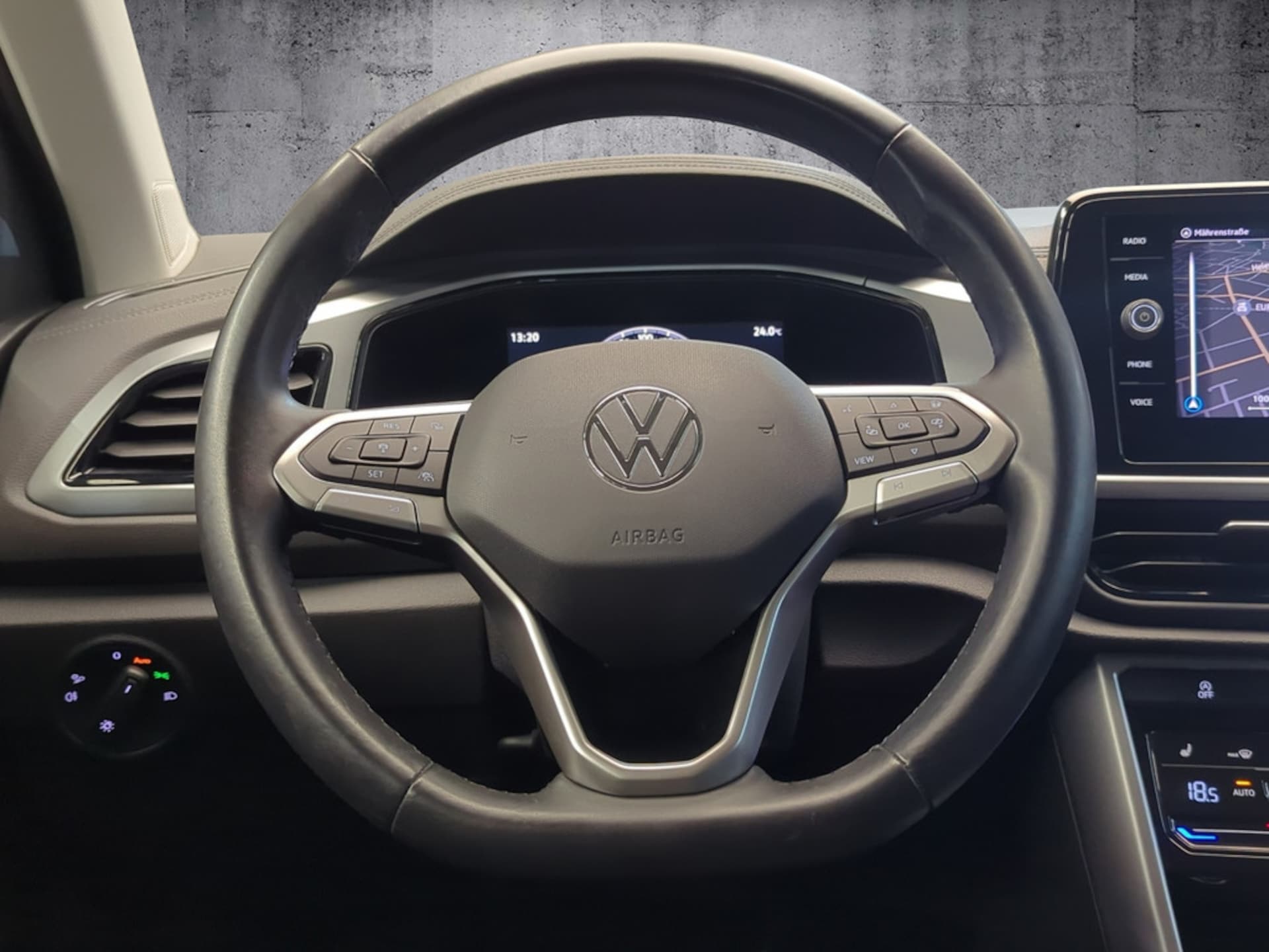 Volkswagen T-Roc Life