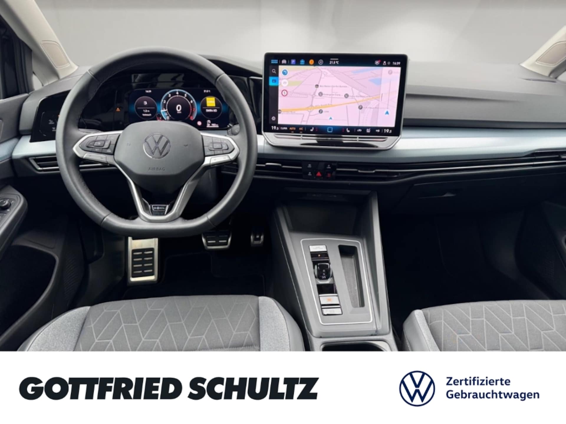 Volkswagen Golf Life