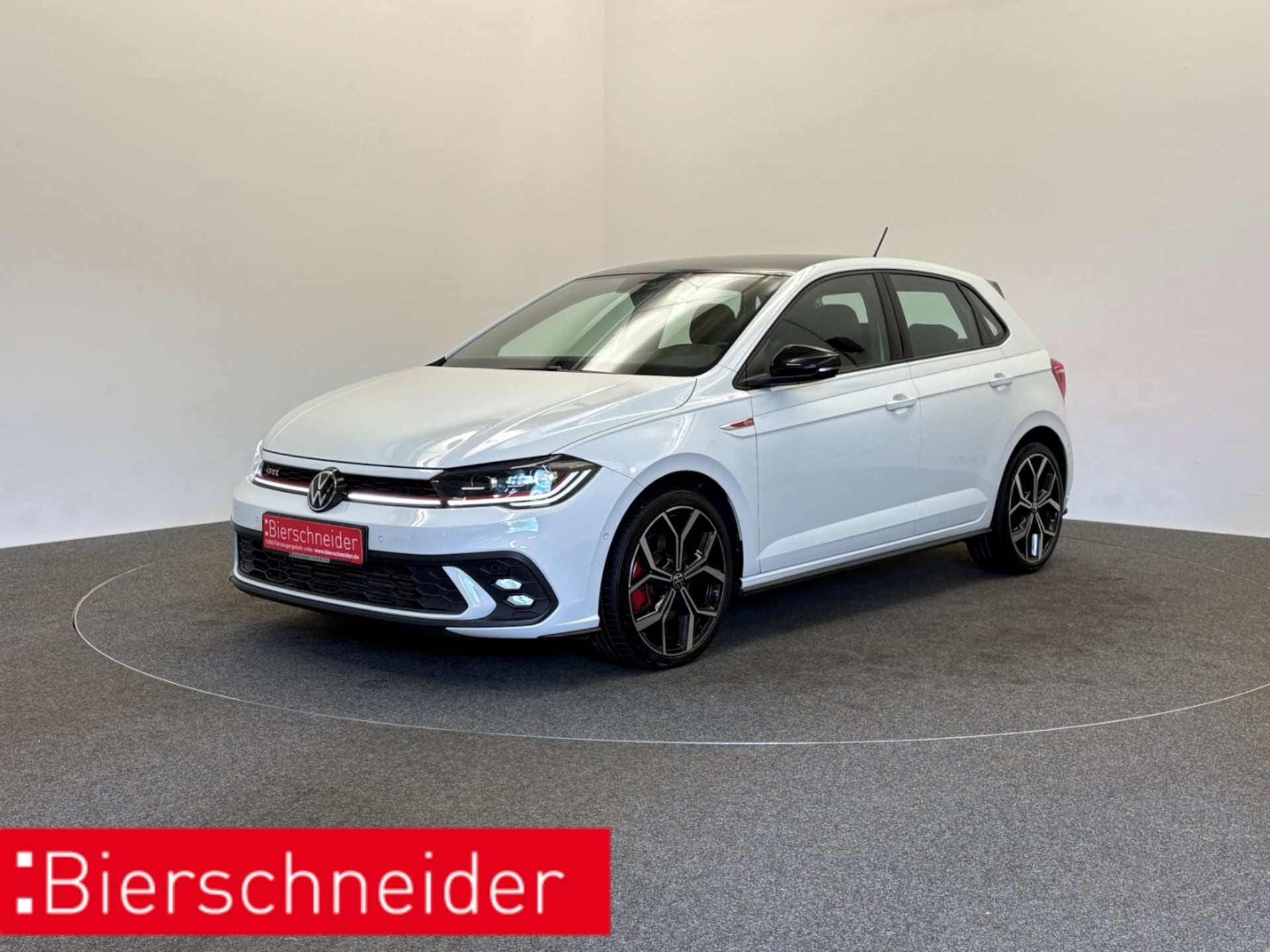 Volkswagen Polo — Volkswagen Polo 2.0 TSI DSG IQ-LIGHT DIGITAL COCKPIT PRO BEATS NAVI PDC 18 ACC DAB
