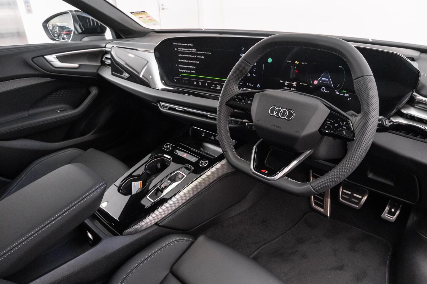 Image about Audi A5 Avant TFSI e e-hybrid quattro 270 kW S tronic