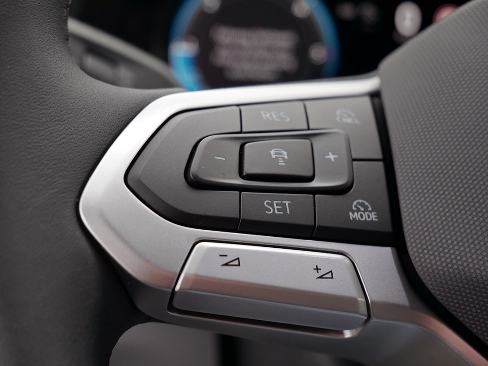 Volkswagen Crafter Kasten mittlerer Radstand – Bild 25