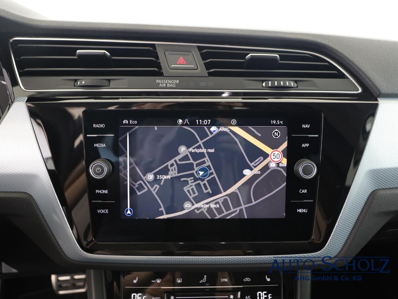 Volkswagen Touran – Bild 8