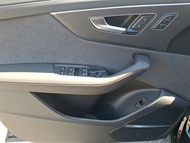 2026 Audi SQ8 Prestige - Photo 8