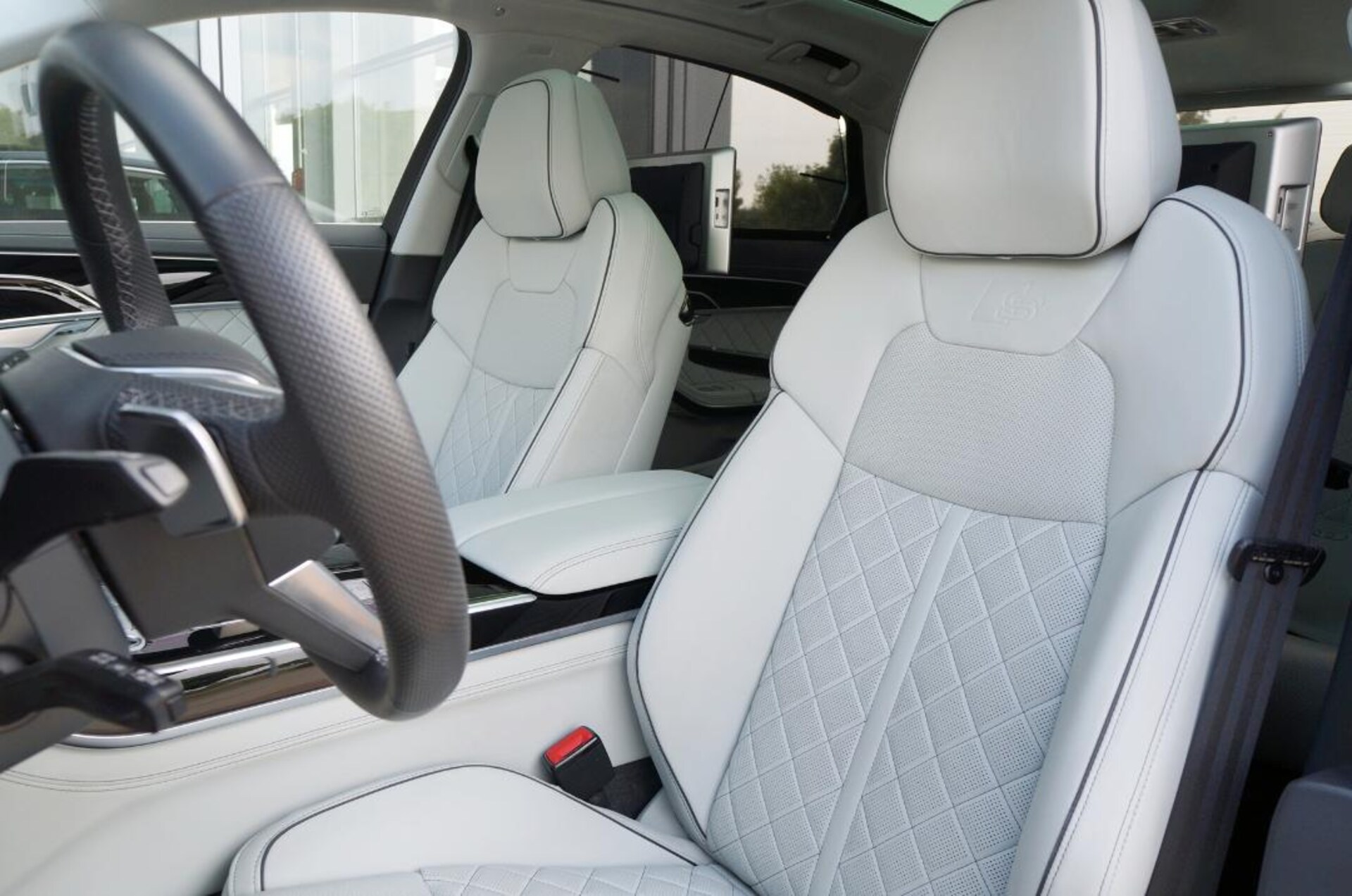Audi A8 Lang