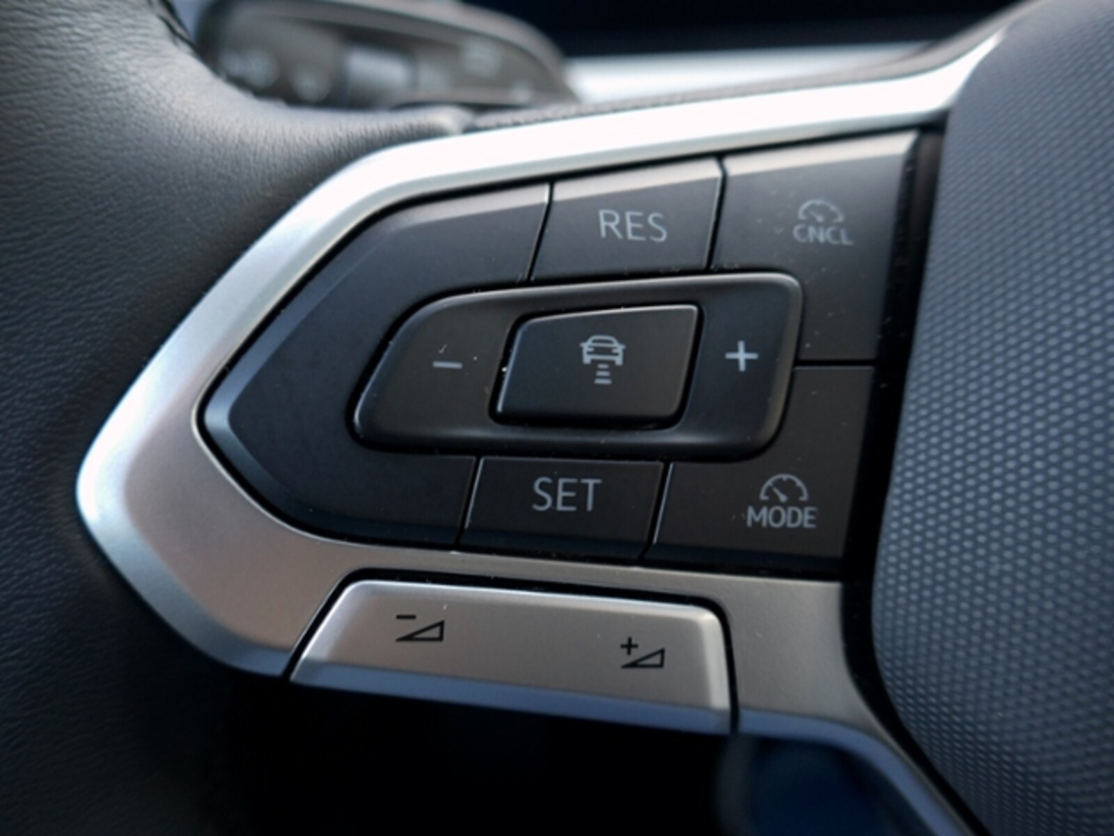 Volkswagen Tiguan – Bild 21